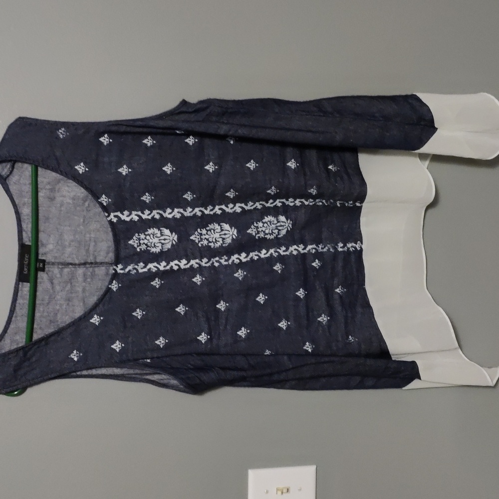 3x Karen Kane tank top with flowy white edging